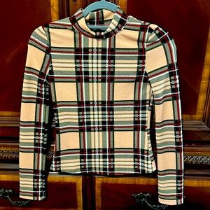 Fittted Mock Turtle Neck